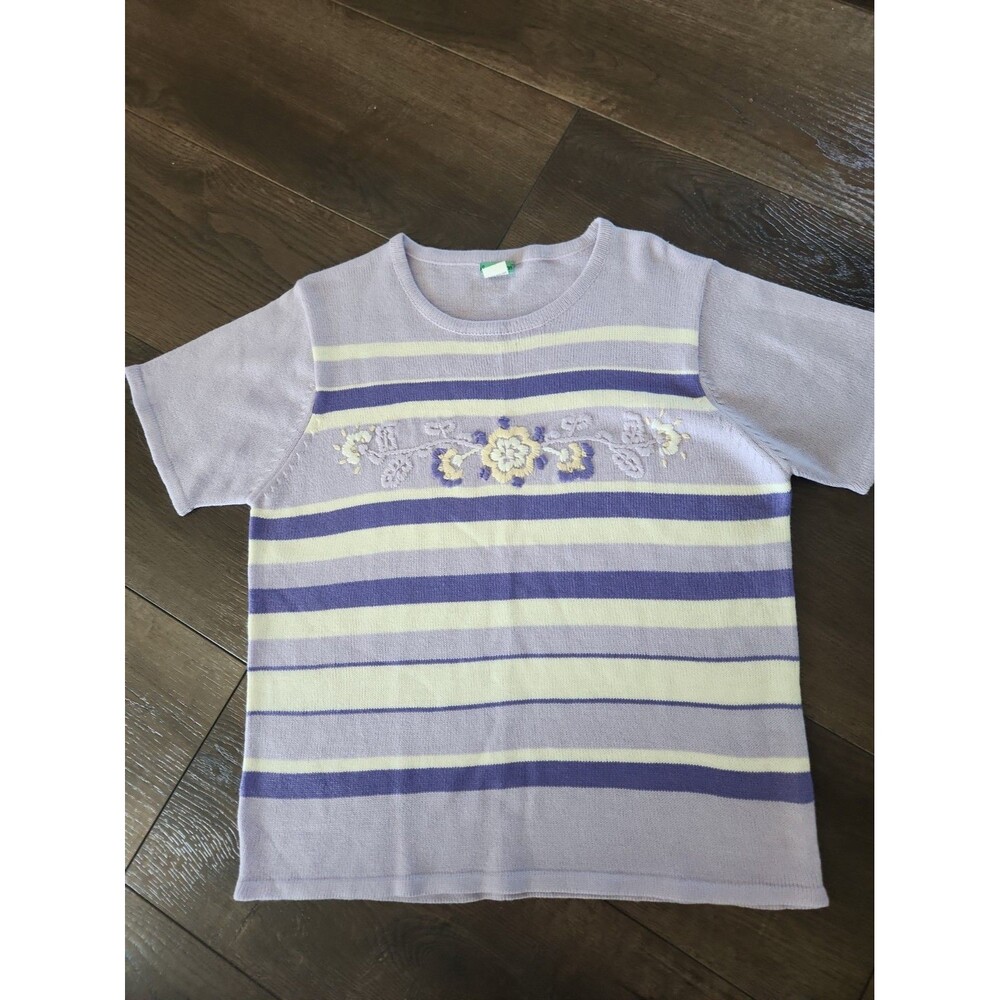 Women’s Sara Morgan For Haband Size L Short Sleeve Purple Embroidered Sweater
